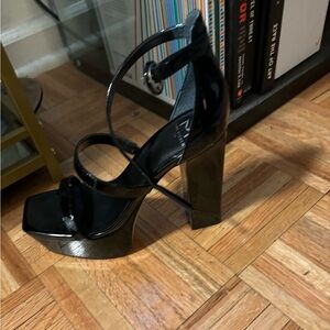Marc Fisher Black Platform 7.5 NWT